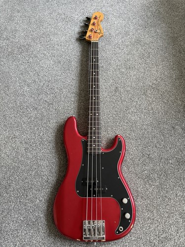 Nate mendel signature fender - mendel,