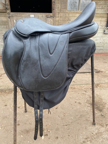 Wow black leather saddle - black,