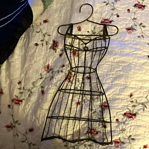 Vintage metal wire - metal,