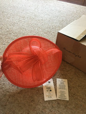 Phase Eight Red bow detail Oval fascinator. One size. New.