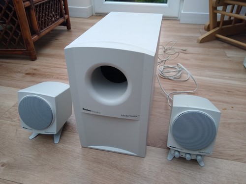 Working boston acoustics - working,