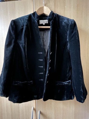 Black velvet little blazer - black,