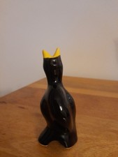 Vintage Blackbird Ceramic Pie