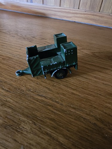 Dinky toys 151c - dinky, field
