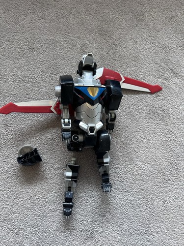 Legendary defender voltron - voltron, 16