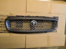 **FACELIFT UPGRADE** GRILLE