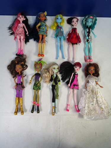 Monster high doll figure - 10,