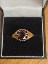 Gents 9ct Gold Oval Cut Garnet