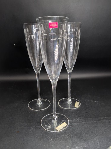 Fluted champagne glasses - 3x,