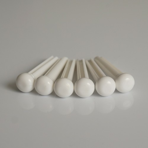 White guitar bridge pins - white,