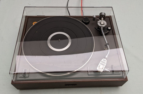 Turntable dustcover hinge - dustcover, &