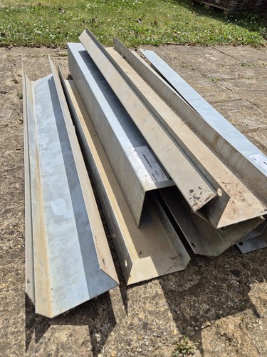 Hot dip galvanised steel - dip,