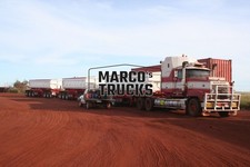 Truck photo Mack tipper