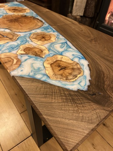 English walnut and yew - english,
