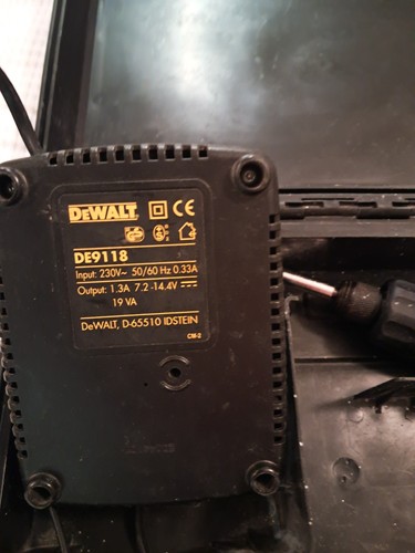Dewalt dw920k2 cordless - 7.2v,