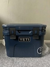 Yeti Roadie 15 Navy Blue Hard