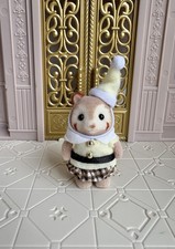 Sylvanian Families FAIRYTALE FRIENDS Baby Mulberry Raccoon Santa Christmas Elf