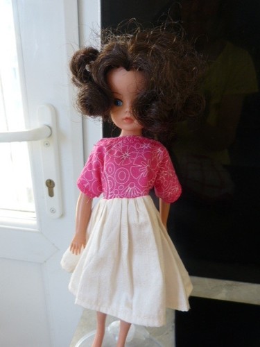 Sindy doll vintage dark brown - doll,