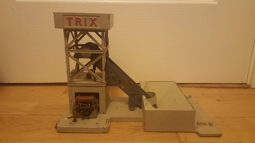 Trix twin railway gauge - twin, oo