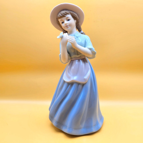 Regal collection figurine - regal,
