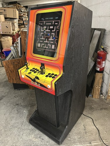 Coin operated video - 80's,
