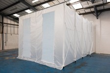 PAINT BOOTH  RETRACTABLE SPRAY BOOTH 2.5M HIGH X 3M WIDE X 3M LONG HEAVY DUTY