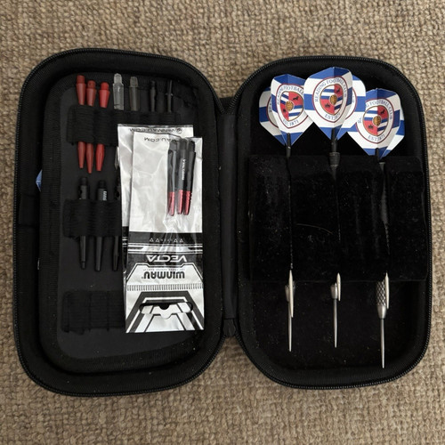 Darts bundle with red - darts,