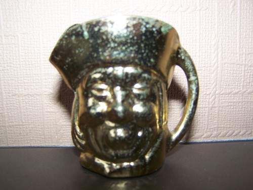Toby jug heavy - brass, metal