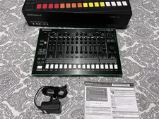 Roland AIRA TR-8 Rhythm