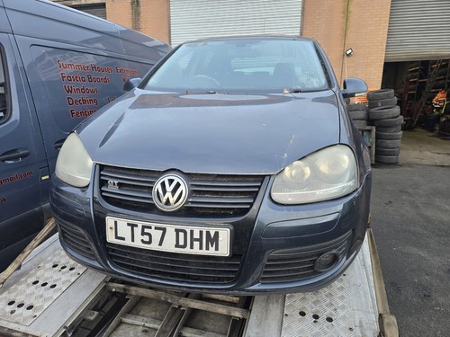 Golf mk5 08 front - 04-08,