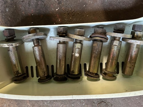 Rear wheel weight bolt yto - wheel, 404