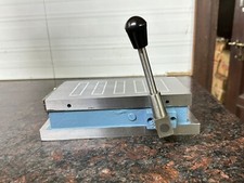 6" x 4" Permanent Magnetic Chuck Standard Poles High Quality Magnetic Bed