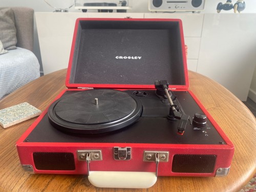 Crosley cruiser cr8005a red - crosley,