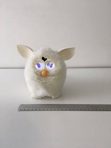 Hasbro 2012 furby - hasbro,