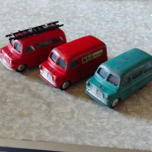 Corgi series vans - m,