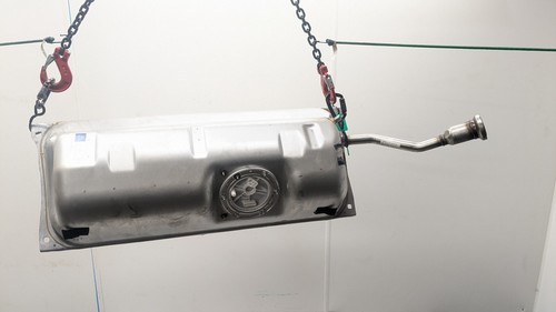 Mercedes slk r172 fuel tank - mercedes,