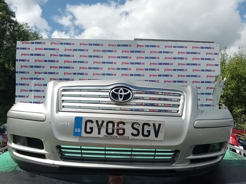 Toyota avensis hatchback - toyota, 5dr