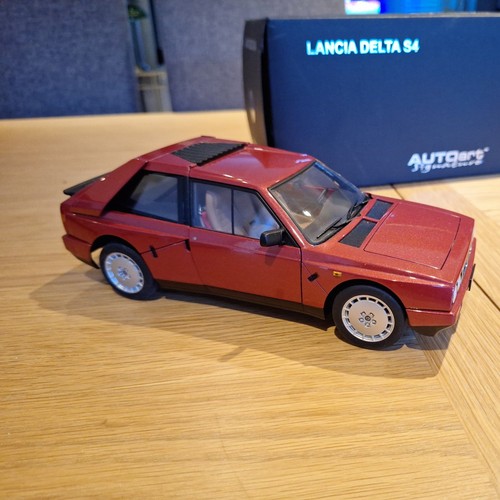 Autoart signature lancia - signature, 1/18