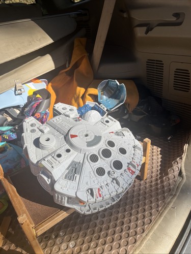 Star wars millennium falcon - star,