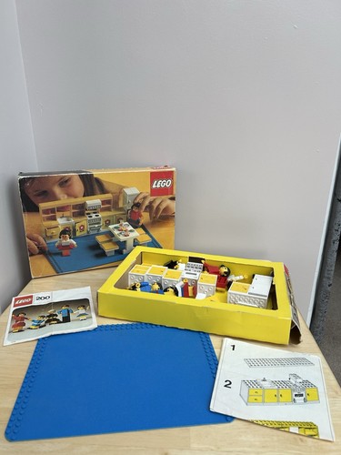 Vintage 1970 lego homemaker - 1970's,