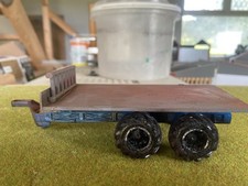 1 32 Scale Weatherd Bale Trailer with 2 Axle