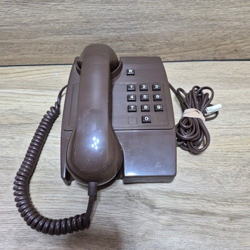 Statesman phone brown in - statesman,