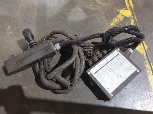 Multilift hook lift control
