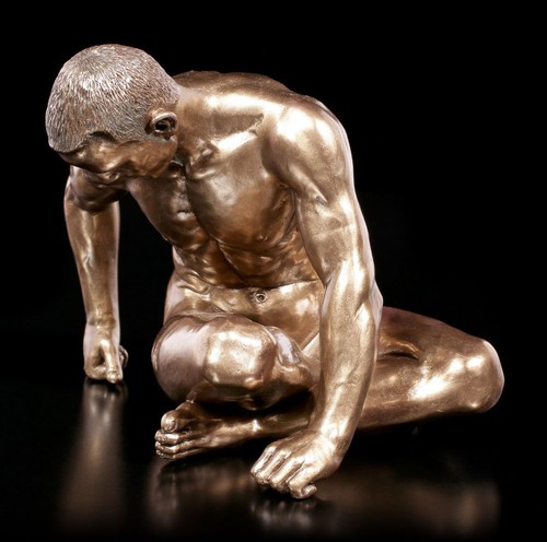 Male nude figure turning - figure,