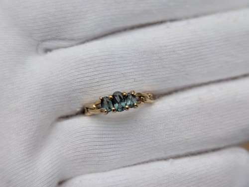 9ct yellow gold - yellow,
