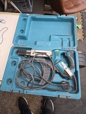 Makita 6843 Autofeed Drywall Screwgun