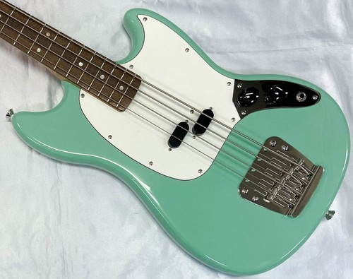 Squier fender classic vibe - by,