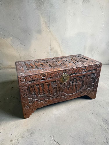 Gorgeous antique camphor wood - gorgeous,