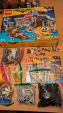 Lego  Batcave Break-In 70909