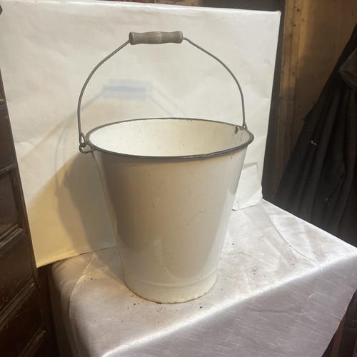 Vintage enamel bucket - bucket, republic